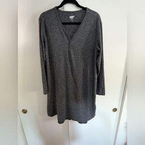 Land's End Gray Long Sleeve Nightgown V-Neck Size Medium 8 To 10 Cozy Pajamas